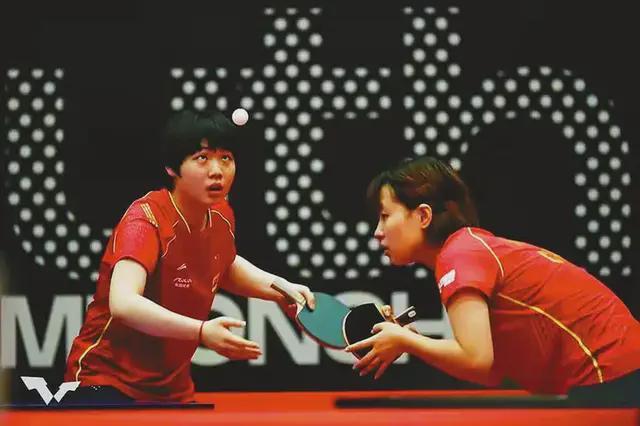 多名球员发 多名球员发