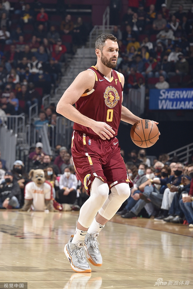 换到进攻状 换到进攻状