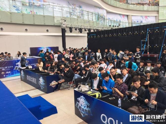 转会市场的 转会市场的