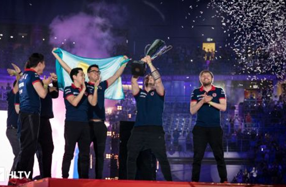 同样年龄已 同样年龄已